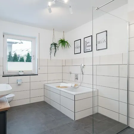 Fenjoy: Ferienapartment Mit Garten / Zentral / Bbq Apartament *