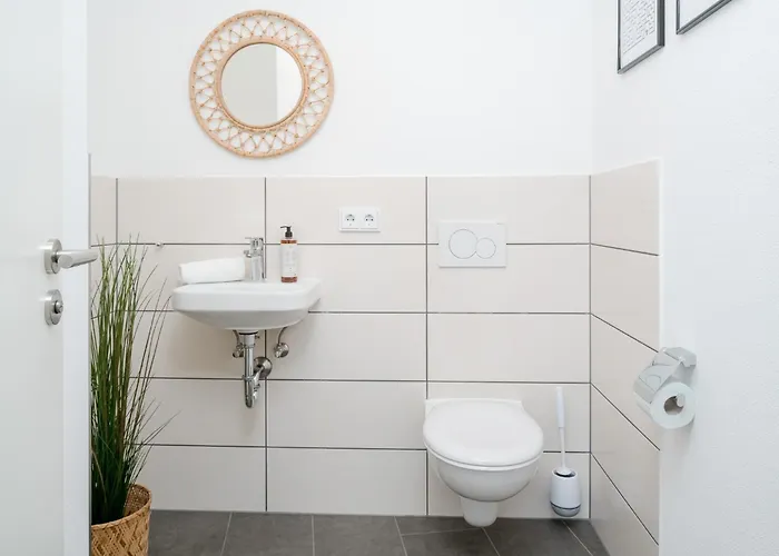 Appartement Fenjoy: Ferienapartment Mit Garten / Zentral / Bbq